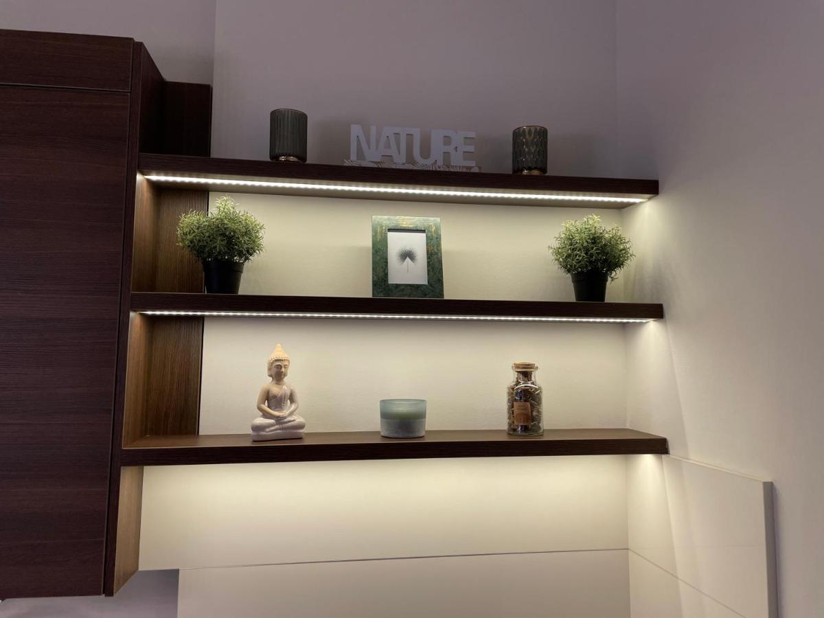 Aranyudvar Apartman เอ็กเกอร์ ภายนอก รูปภาพ