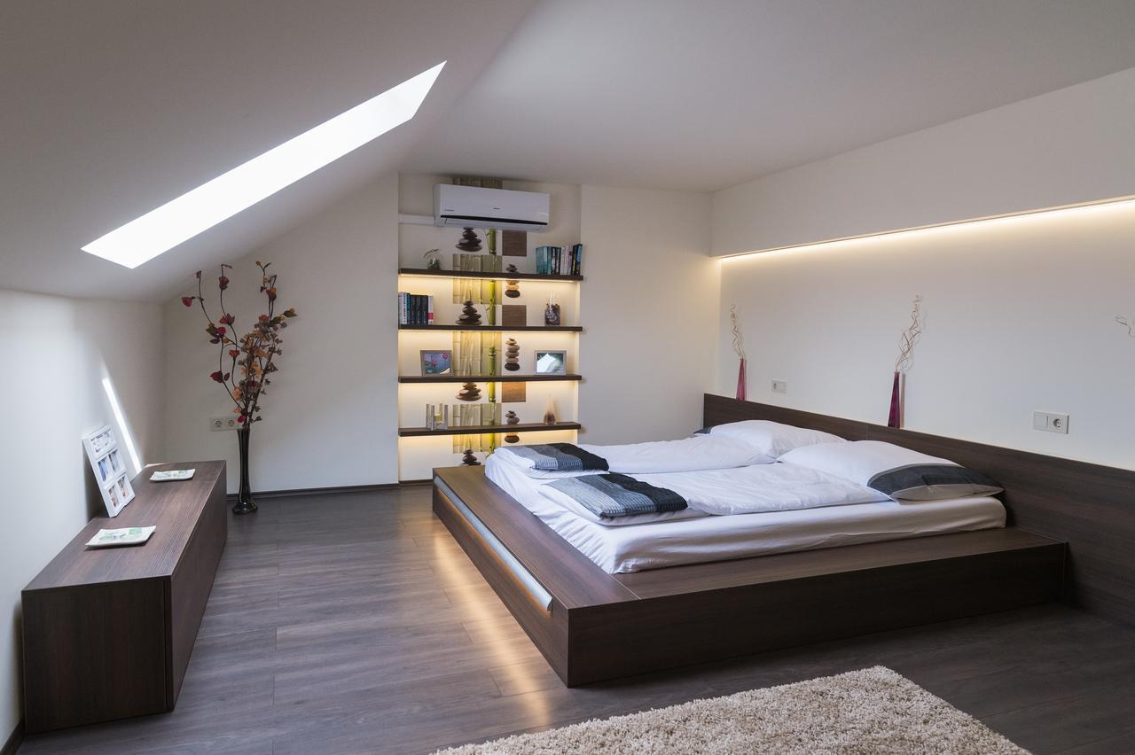 Aranyudvar Apartman เอ็กเกอร์ ภายนอก รูปภาพ