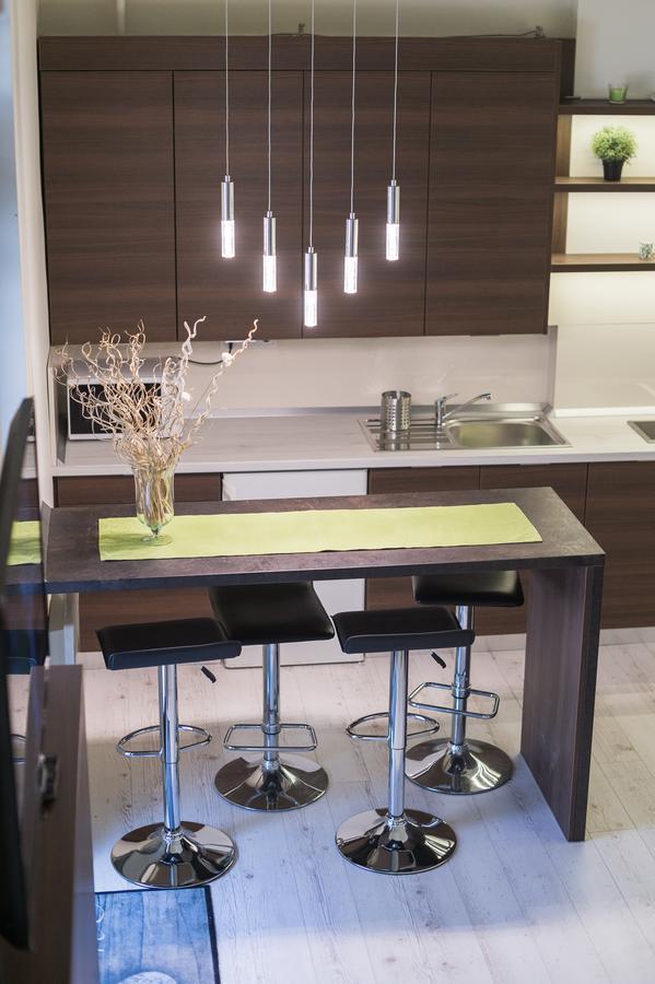 Aranyudvar Apartman เอ็กเกอร์ ภายนอก รูปภาพ